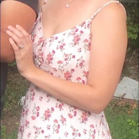 Spring dress - Picture 7 of 8